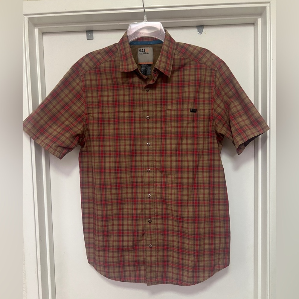 5.11 Tactical Hunter Plaid Short Sleeve Shirt Mens Medium Red/Brown